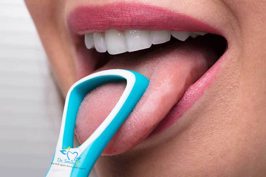 Kết hợp với vệ sinh răng miệng